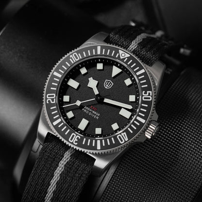 Watchdives EXD 40Mm Titanium Dive Watch Men's VH31 Sweep Quartz Watches 200 Waterproof AR Sapphire BGW9 Luminous 316L Wristwatch