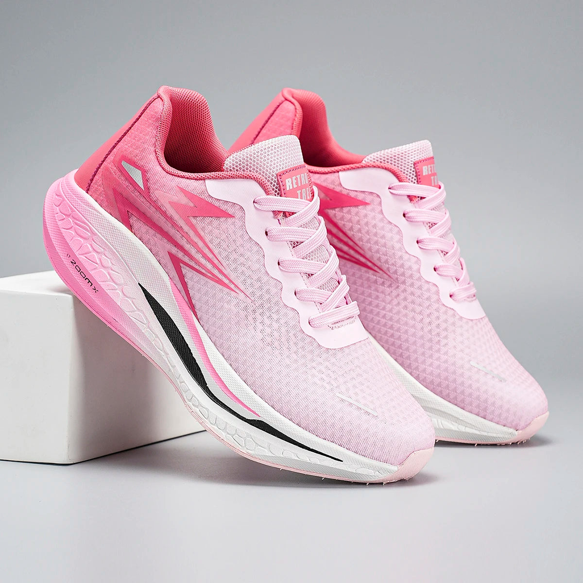 Men's Running Shoes 2025 New Breathable Mesh Cushioned Sneakers Fashion Outdoor Sports Casual Tennis Shoes for Men