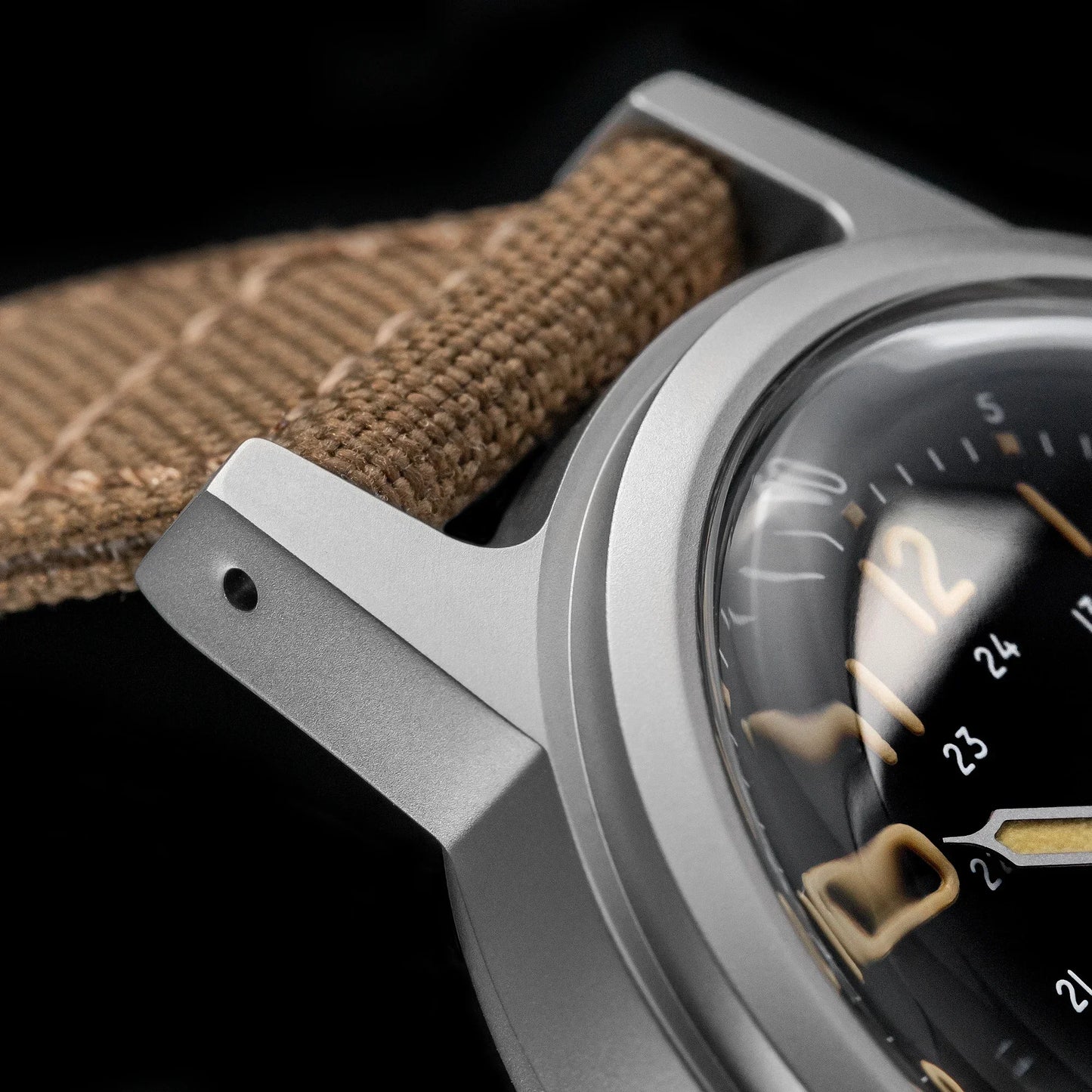 THORN Retro Military Watch 36mm Made of NH35A Movement SHY-043 Sport Watch Unisex Men's and Women's Luxury