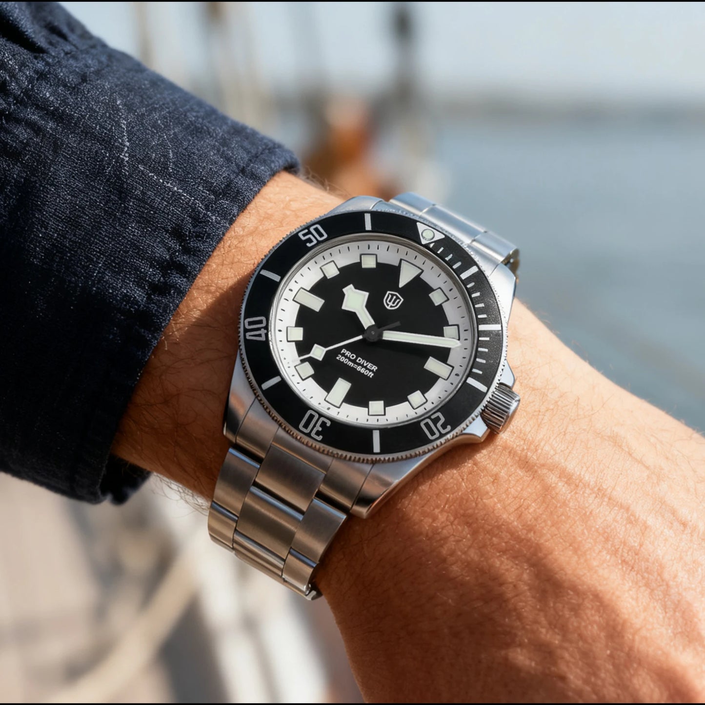 Watchdives WD1969 PRO Men Quartz Watch Sapphire Crystal Luminous Waterproof VH31Sweep Seconds Movement Stainless Steel Watches