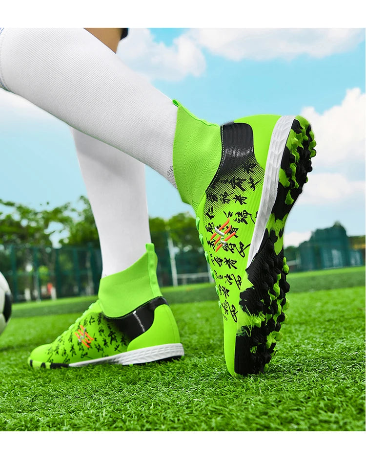 Nouvelles bottes de Football hommes chaussures de Football crampons chaussure de Football professionnelle hauts pointes antidérapantes pour grands garçons large baskets d'entraînement