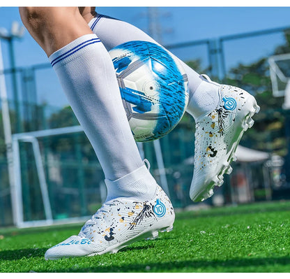 New Men Professional Soccer Shoes Non-slip Football Boots Unisex Breathable Futsal Sports New Cleats Drop Shipping Ultralight