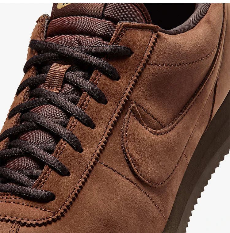 Nike Authentic Cortez Leather SE herre- og dameretro-fritidssko IR0800-299