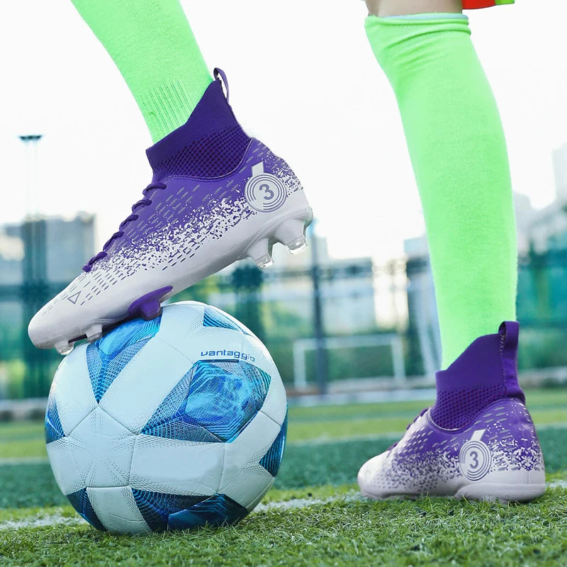 Size 31-45 Men's Soccer Shoes Women Football Boots Kids Soccer Cleats Traning Sneakers Teenagers Breathable Sport Footwear