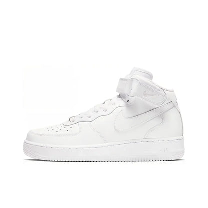 Unisex tenisky Nike Air Force 1 Mid – podpora kotníku, klasické odpružené pohodlí a odolnost pro celodenní nošení DQ7666-001