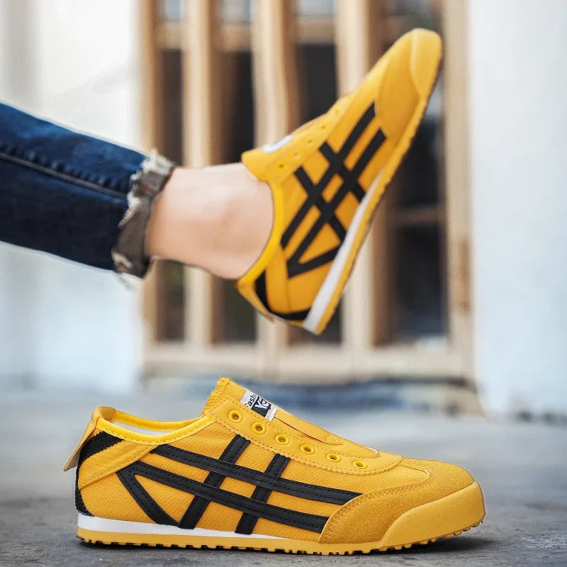Men's Classic Running Shoes Lace Up Flat Bottom Sports Shoes Soft Sole Walking Gym Breathable Couple Casual Canvas Tennis Shoes
