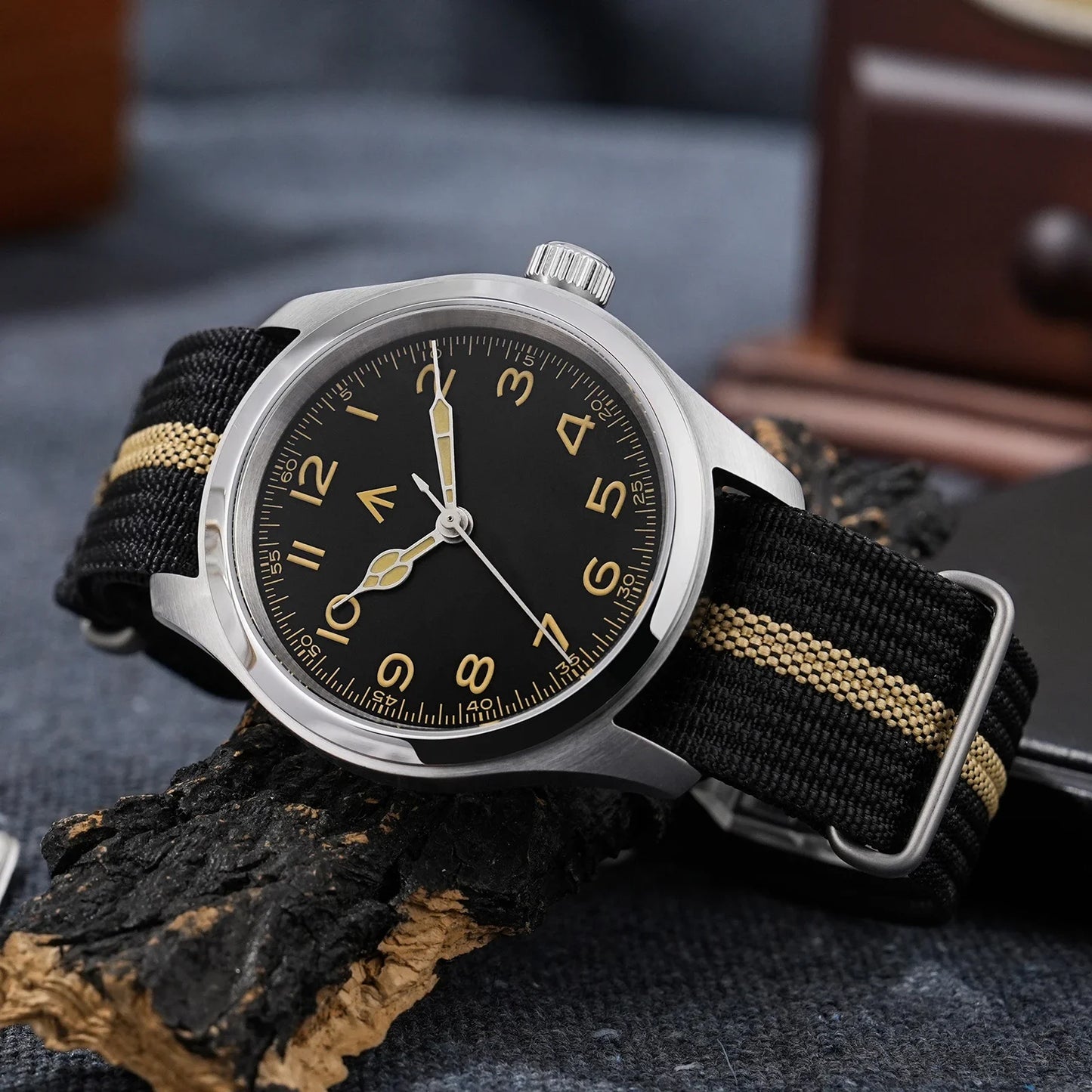 Relógio de Quartzo Vintage Militar Militado ML08 V2 com Movimento VH31, Vidro Duplo de Safira, Luminescência C3 BGW-9, Impermeável, 38mm