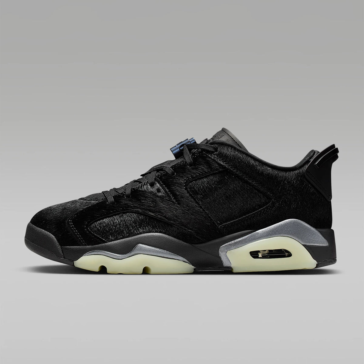 Nike Authentic JORDAN damskor, låga, med luftkudde, dämpade och slitstarka basketskor IO9786-001