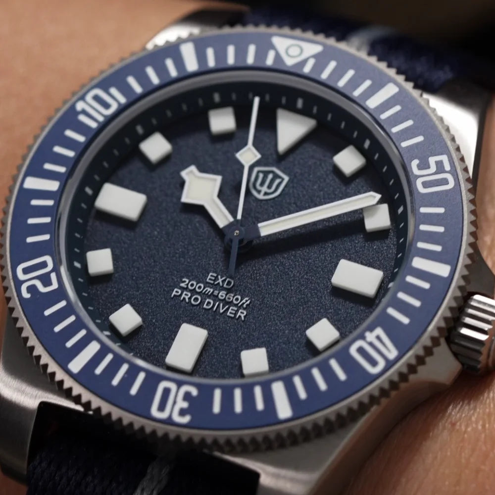 Watchdives EXD 40Mm Titanium Dive Watch Men's VH31 Sweep Quartz Watches 200 Waterproof AR Sapphire BGW9 Luminous 316L Wristwatch
