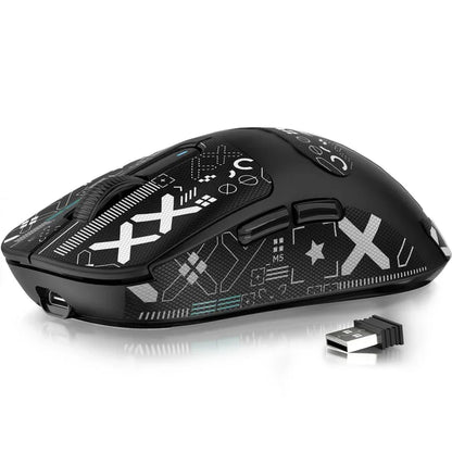 ATTACK SHARK X3 kabellose Gaming-Maus PixArt PAW3395 49g SUPERLIGHT, BT/2.4G kabellos/kabelgebunden, 6 einstellbare DPI-Stufen bis zu 26000