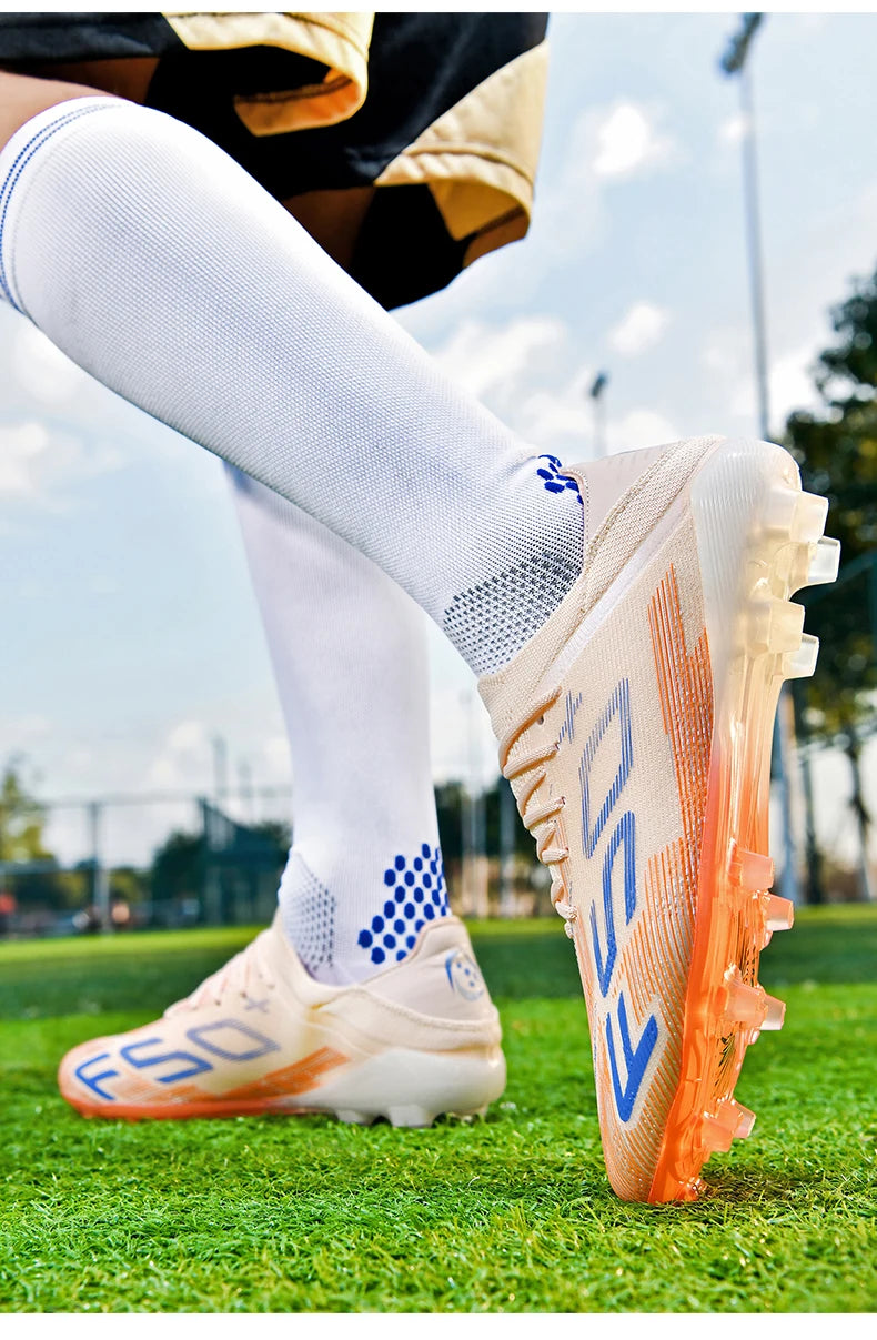 Nouvelles chaussures de football pour hommes, crampons antidérapants pour terrain en herbe, chaussures de football montantes de haute qualité, baskets de futsal, chaussures d'intérieur, chaussures d'extérieur, meilleures