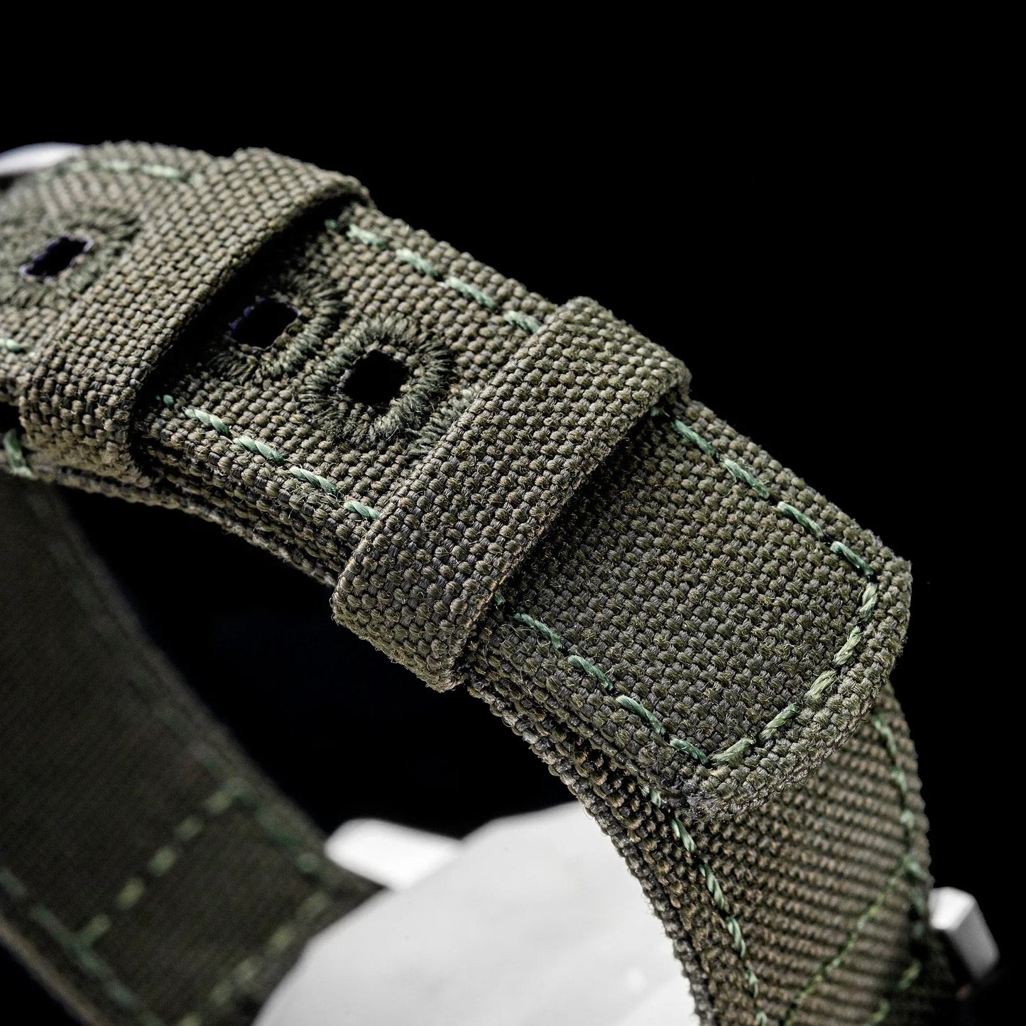 THORN Retro Military Watch 36mm Made of NH35A Movement SHY-043 Sport Watch Unisex Men's and Women's Luxury