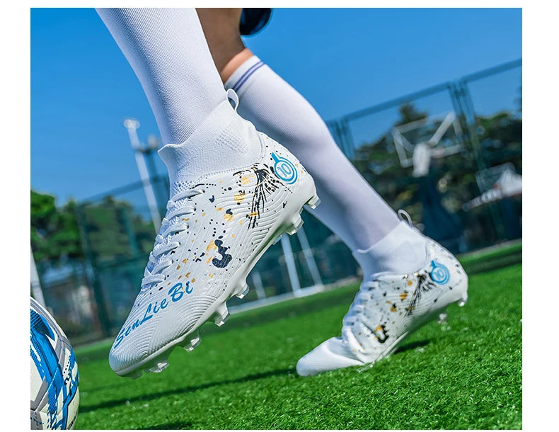 New Men Professional Soccer Shoes Non-slip Football Boots Unisex Breathable Futsal Sports New Cleats Drop Shipping Ultralight
