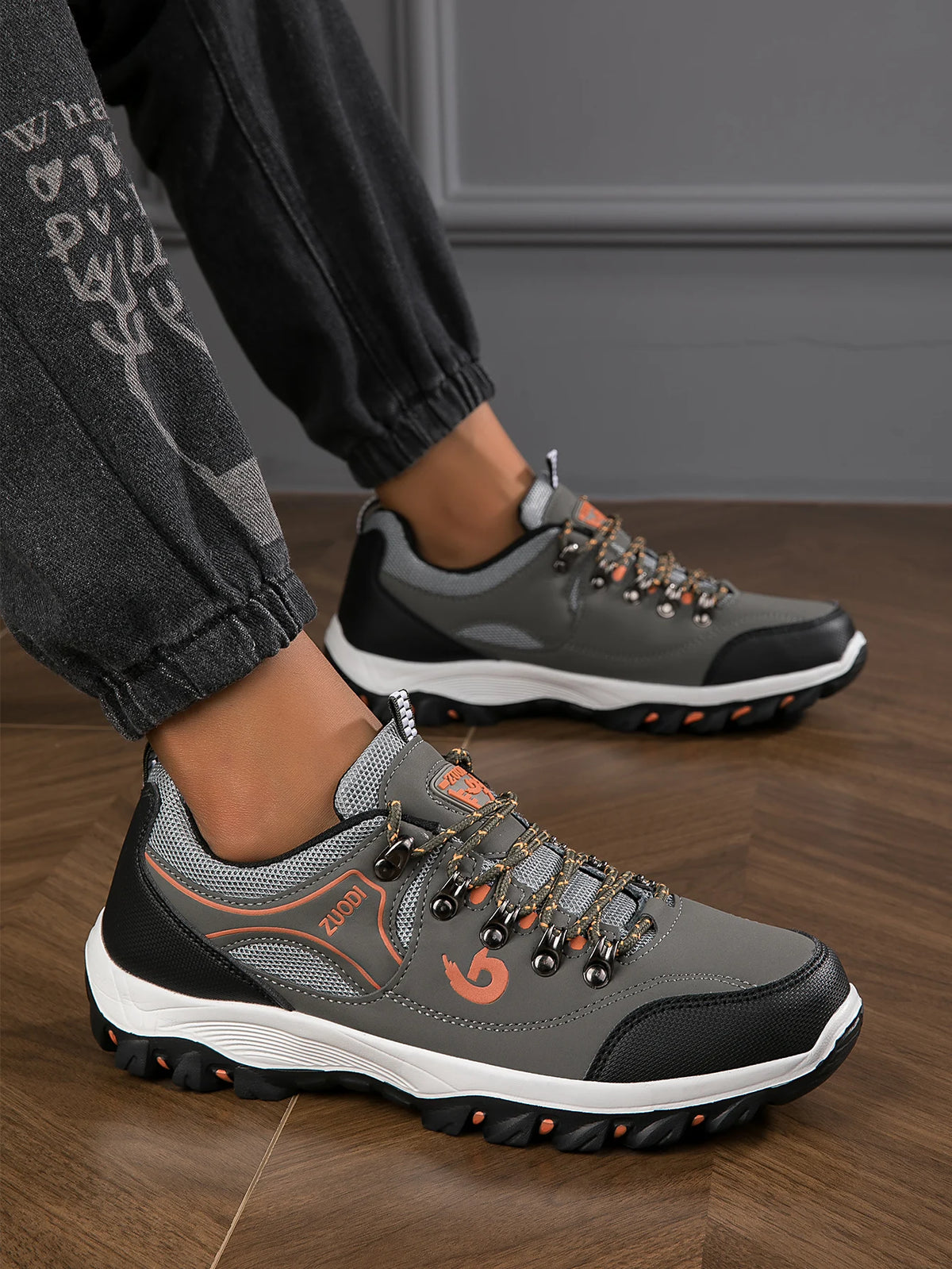 New Men's Hiking Shoes Breathable Hiking Sports Shoes Outdoor Ultra-light Non-slip Hiking Camping Running Hiking Sports Shoes