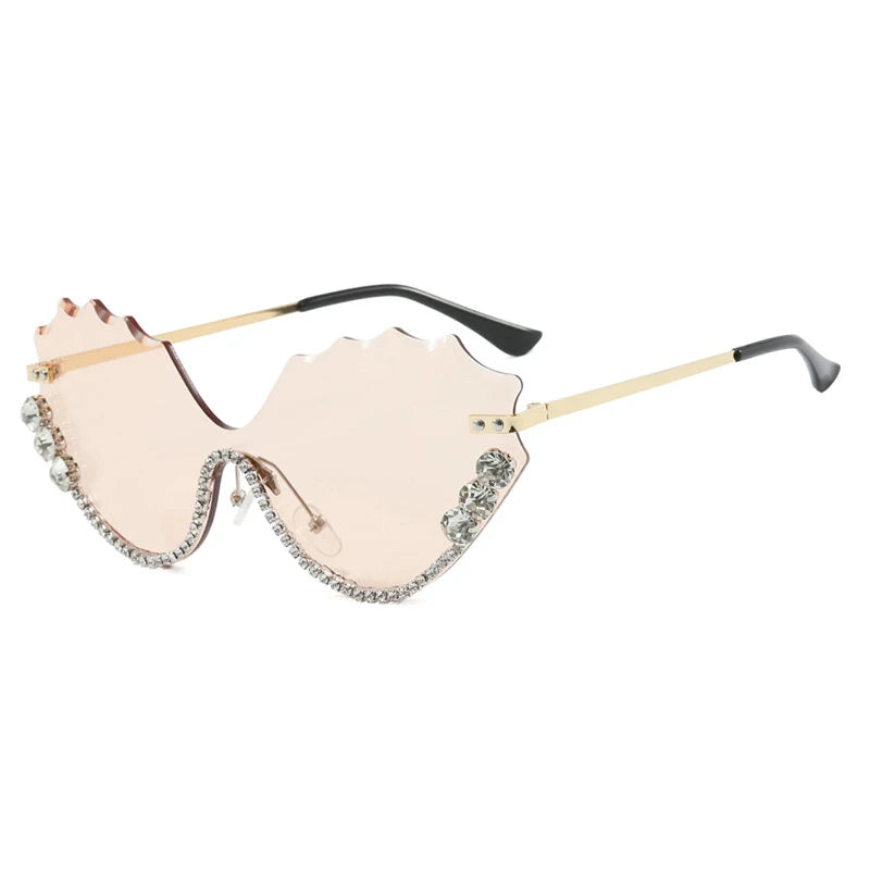 Fashion Luxury Brand Design Diamond Wave Rimless Women Sunglasses Hip Hop Eyewear Outdoor Glasses Unisex Shades Glasses UV400