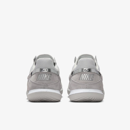 Zapatillas de fútbol Nike Authentic Streetgato para hombre, de caña baja, resistentes al desgaste y transpirables DC8466-005